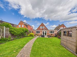 Photo 15- click for photo gallery